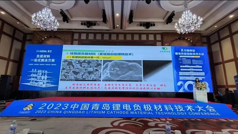 单晶硅与多晶硅光伏板：材质差异解析**